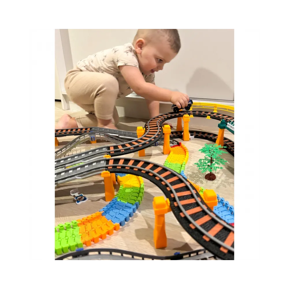 WOOPIE Kolejka Elektryczna 2w1 Tor Wyścigowy Pociąg Wiadukt Auto XXL 192 el.