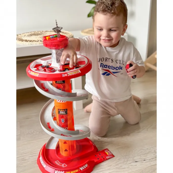 Interaktywny tor z dźwiękiem i światłem dla małych ratowników.