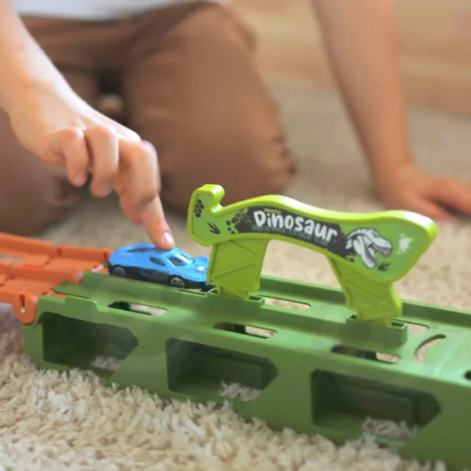 Tor wyścigowy dinozaura o długości 2,1 metra