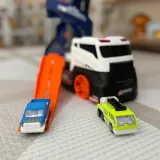 WOOPIE Interaktywny Tir Laweta Tor dla Aut z Dźwiękiem i Światłem