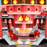 Zbliżenie na lawetę i klasyczny wóz strażacki z zestawu WOOPIE