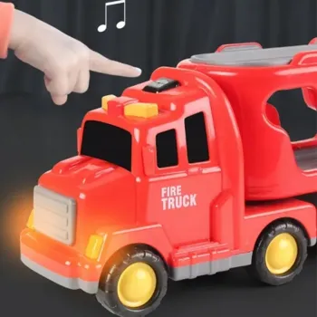 Wóz strażacki z drabiną z zestawu na podłodze, widok z boku