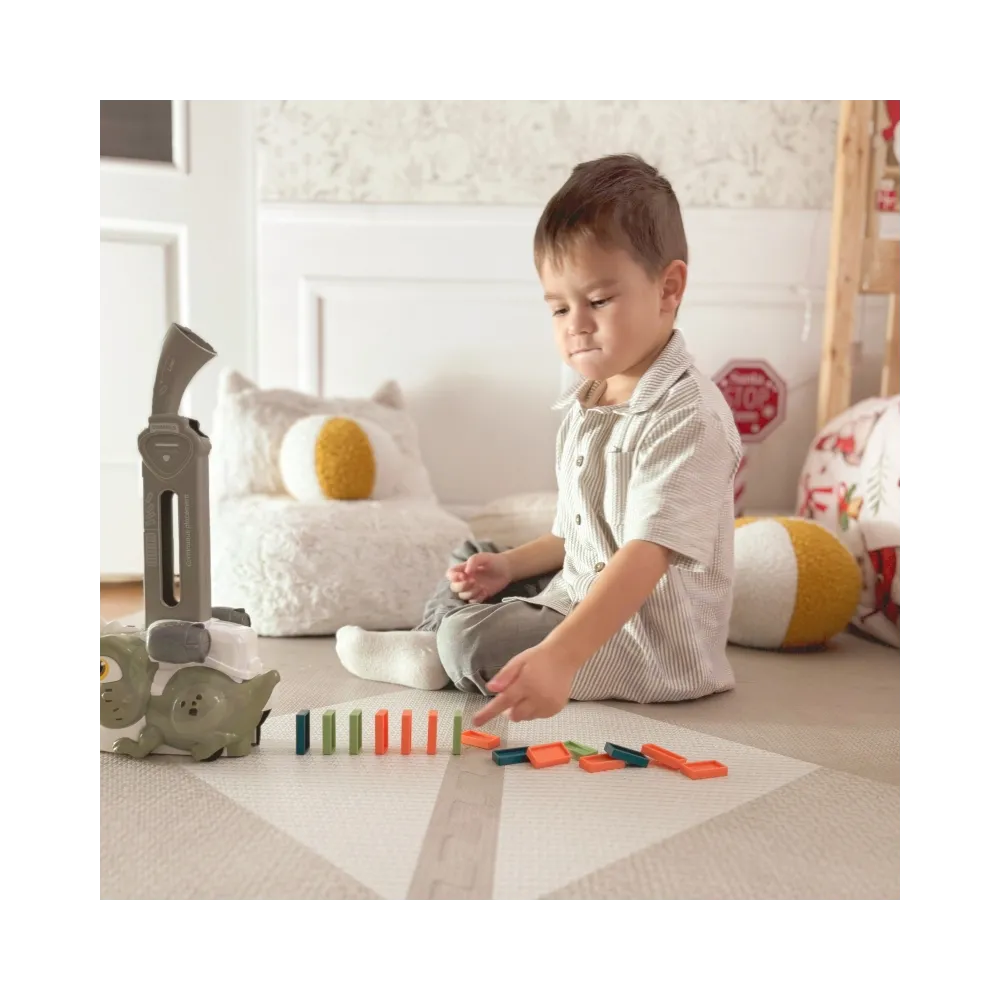 Atrakcja edukacyjna – pomarańczowa lokomotywa domino dla dzieci