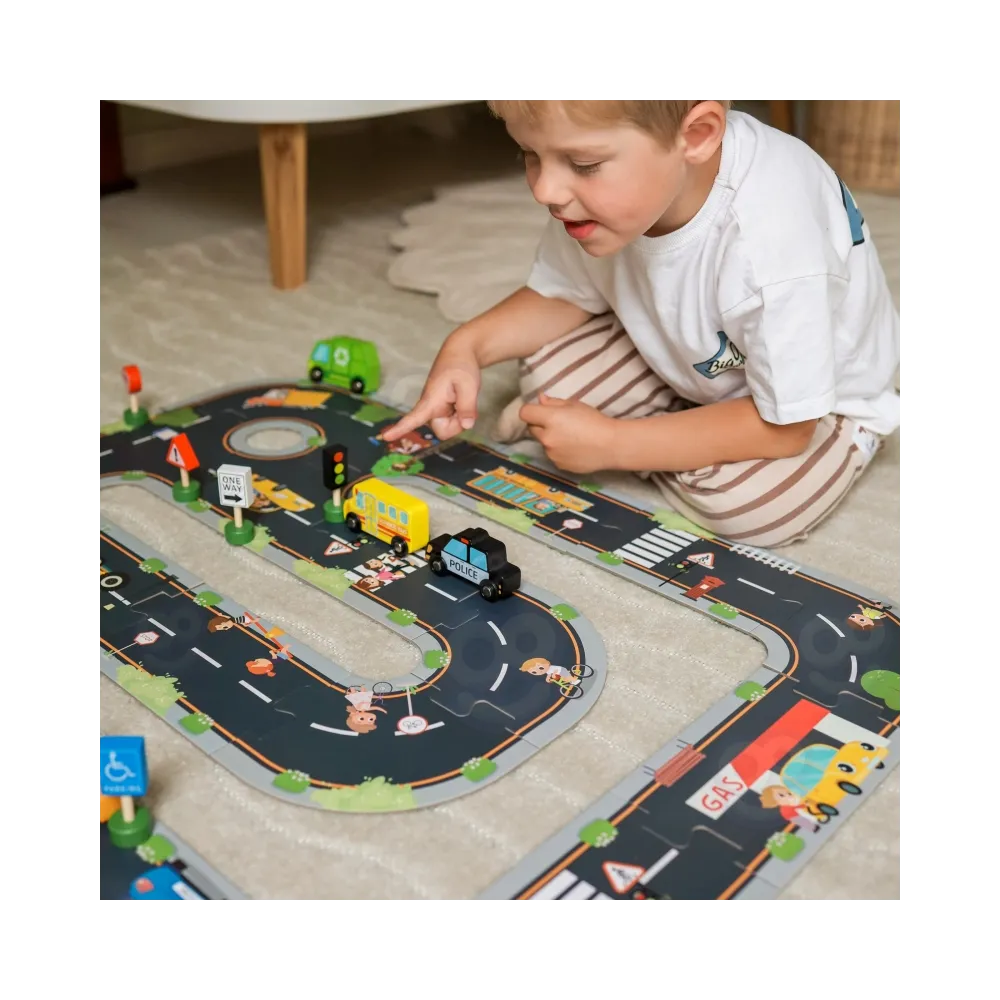 WOOPIE GREEN Zestaw Drewnianych Pojazdów i Znaków Drogowych 15 el.