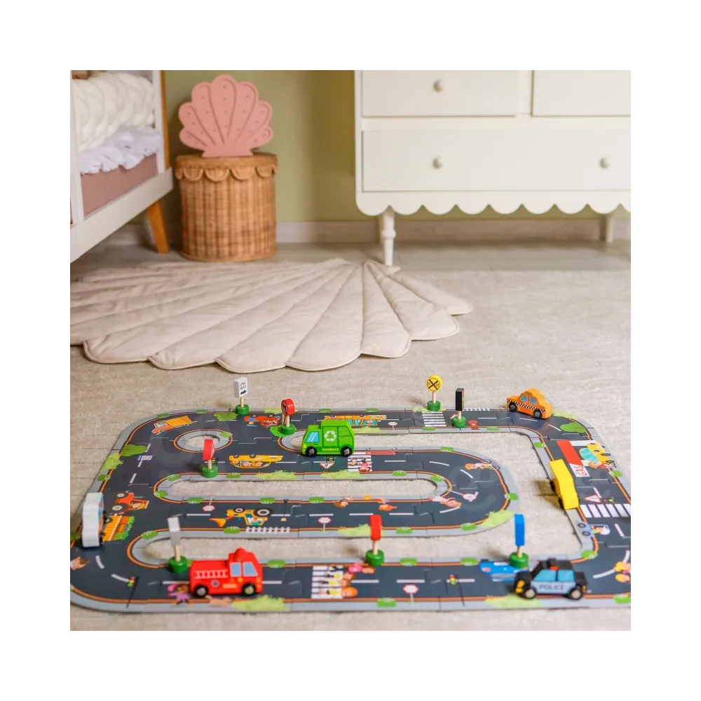 WOOPIE GREEN Zestaw Drewnianych Pojazdów i Znaków Drogowych 15 el.