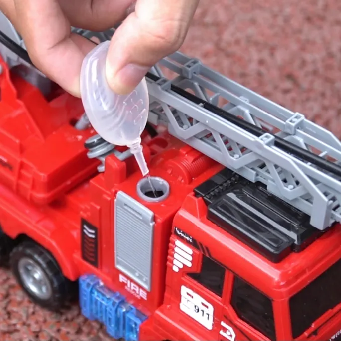 Zestaw z wozem strażackim i efektami dźwiękowymi