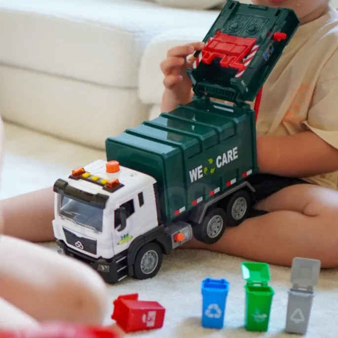 Interaktywna zabawka do nauki segregacji odpadów.