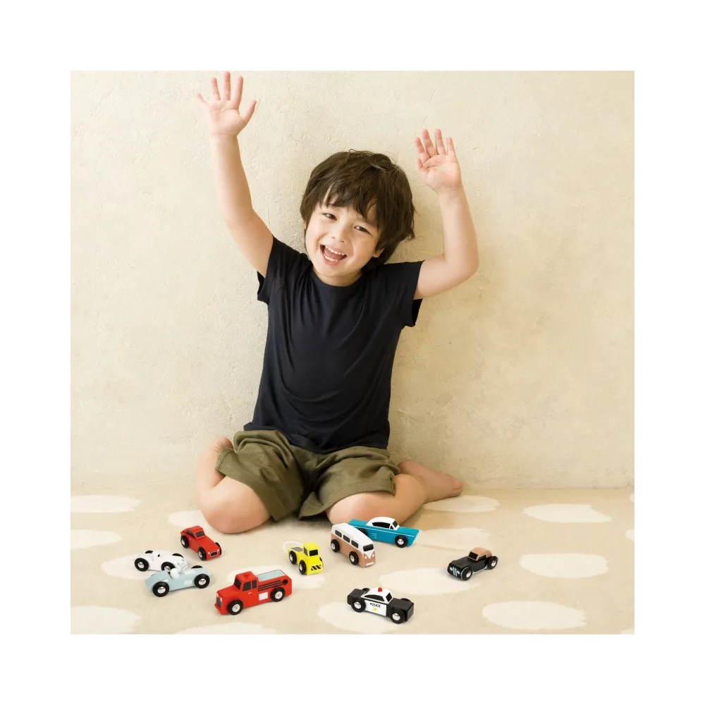 CLASSIC WORLD Drewniane Samochodziki Policja Straż Laweta Zestaw 3 szt.