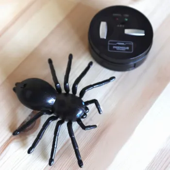 Pająk zdalnie sterowany - pilot do wciągających gier