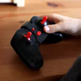 Bezpieczne auto RC dla dzieci od 3 roku życia.