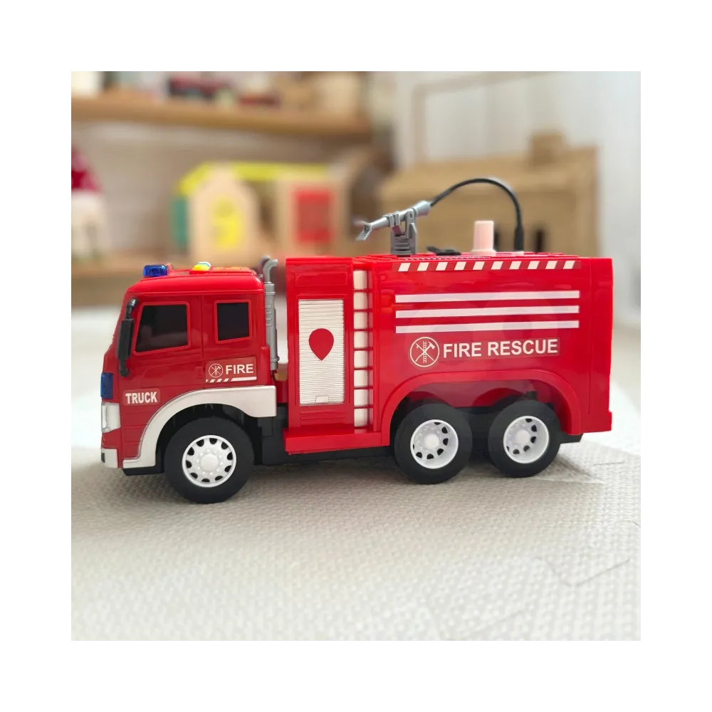 Wóz strażacki WOOPIE z funkcją gaszenia pożaru