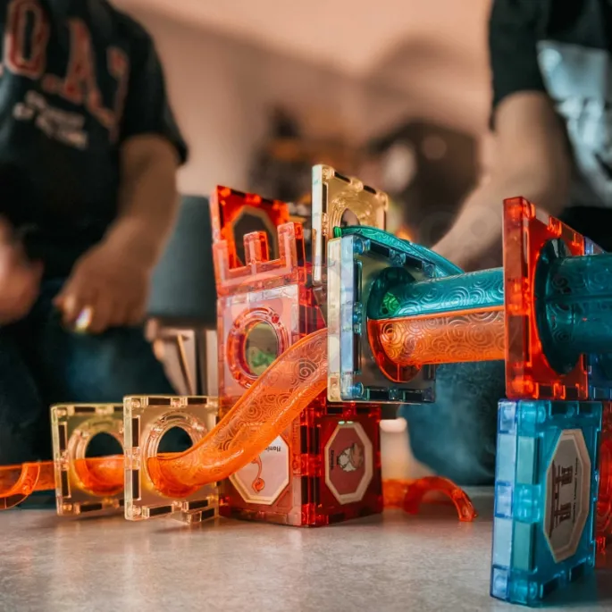 Tor kulodrom z elementami świecącymi