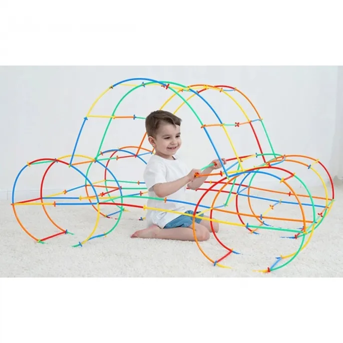 Rurki świecące w ciemności dla małych budowniczych