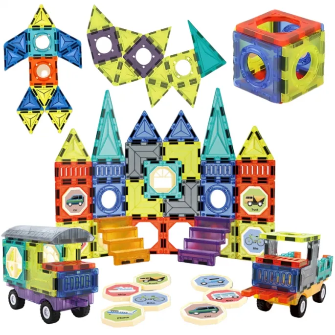 Zamek zbudowany z klocków magnetycznych 3D WOOPIE.