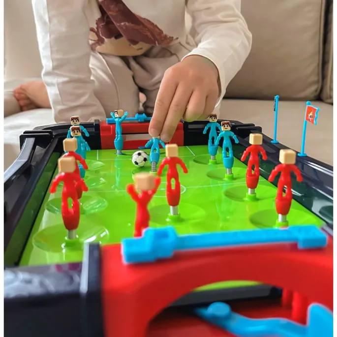 Emocjonująca gra dla dwóch graczy - piłka nożna