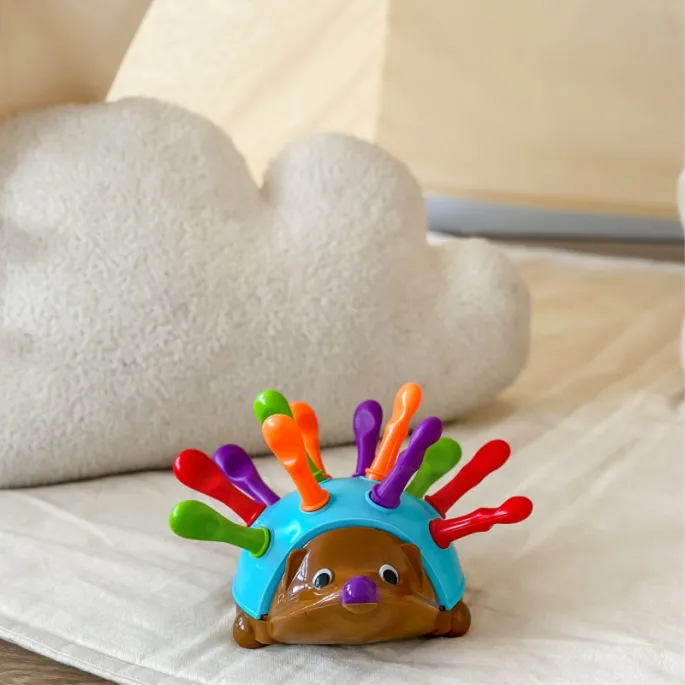 Ergonomiczny jeżyk do sortowania dla najmłodszych