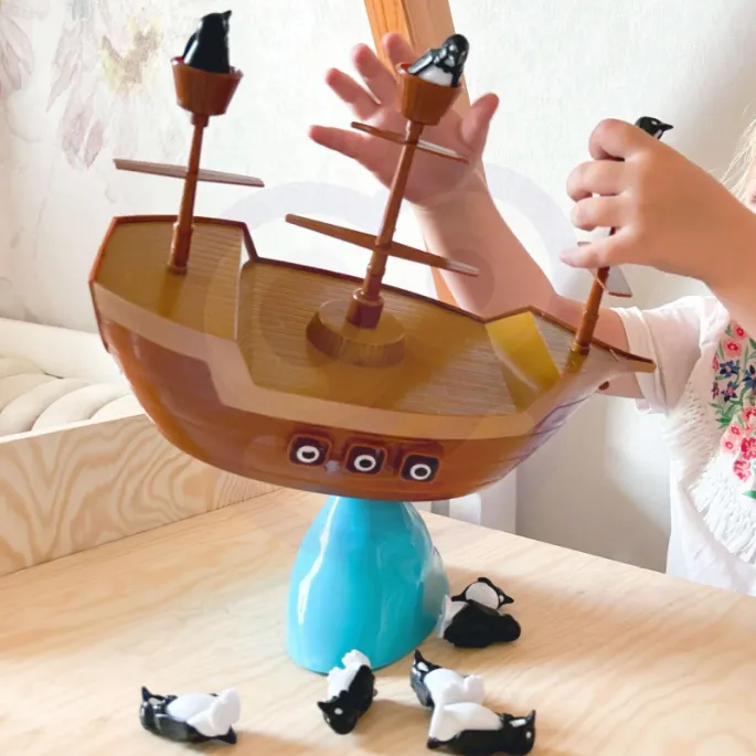 Gra dla dzieci od 3. roku życia, świetna na rodzinne spotkania.