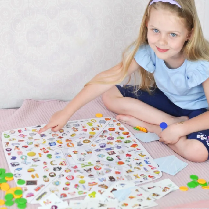 Zestaw gier planszowych dla młodych detektywów