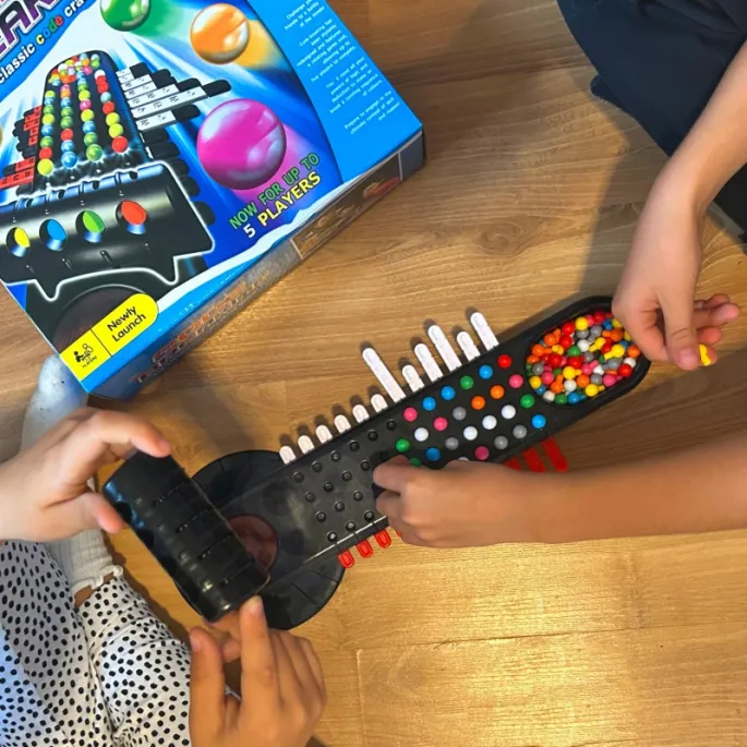 WOOPIE - emocjonująca gra logiczna dla maksymalnie 5 graczy.