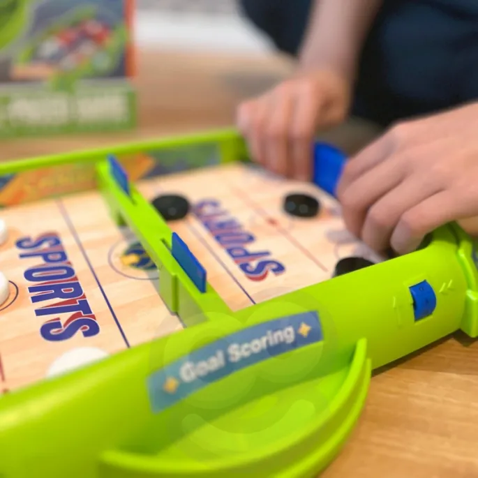 Mini hokej z pinballem w zestawie