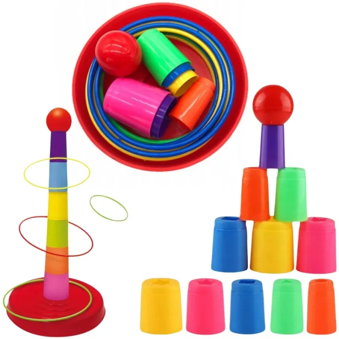 Prezentacja wielokolorowych obręczy Woopie na czerwonej podstawie