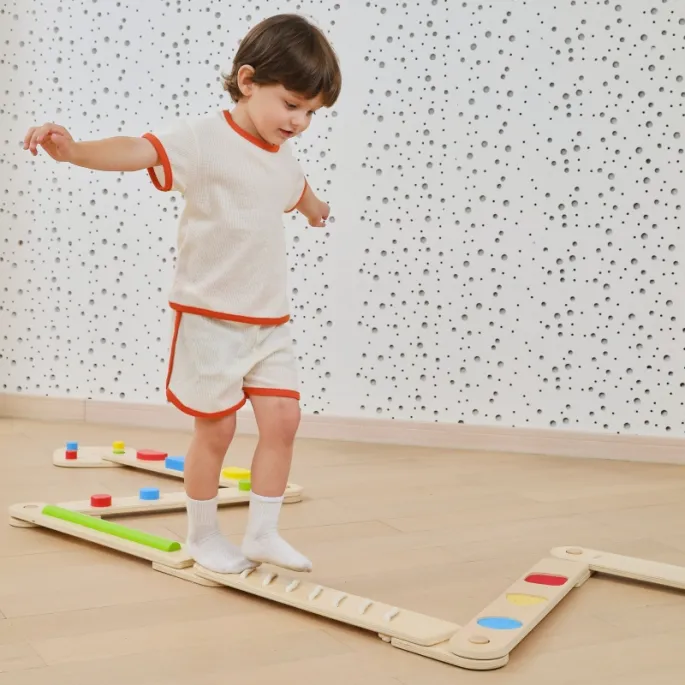 Równoważnia drewniana do zabawy i nauki