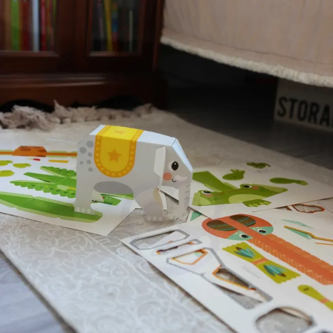 Kreatywna zabawa origami dla najmłodszych artystów.