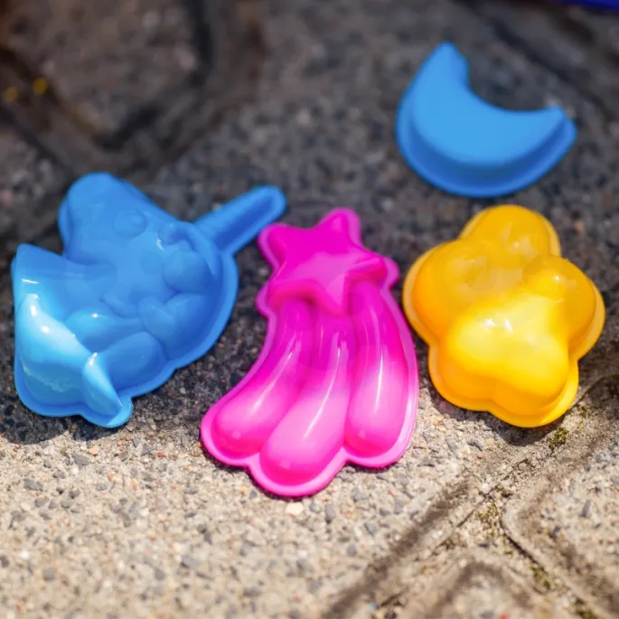 Foremki w kształcie tęczy i gwiazdek do piasku kinetycznego