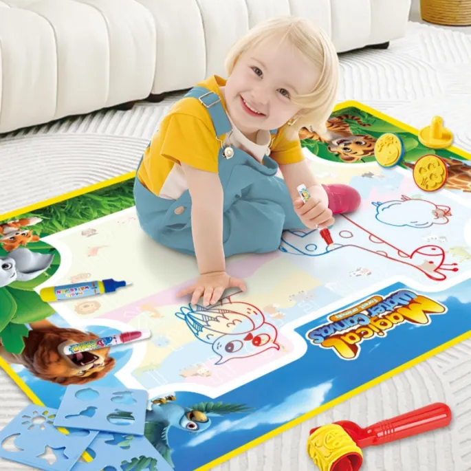 Mata do malowania wodą z kolorowymi grafikami