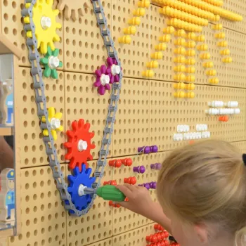 MASTERKIDZ Koła Zębate Zbuduj Własny Mechanizm - Tablica Naukowo-Kreatywna STEM