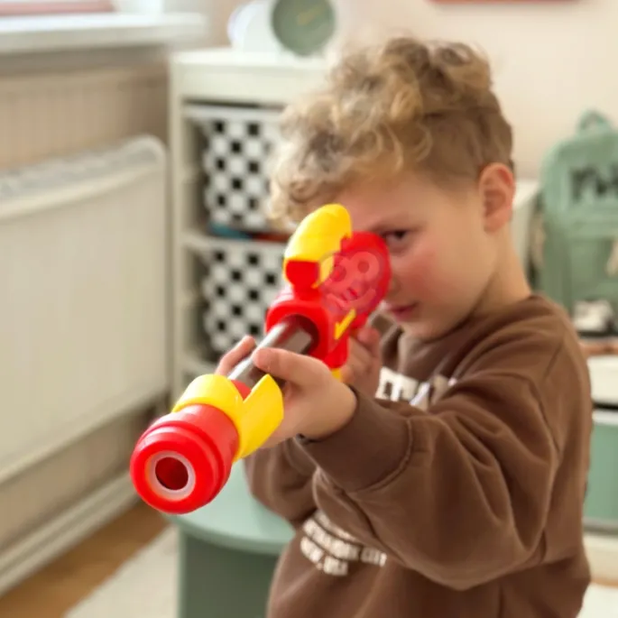 Bezpieczny pistolet na kulki piankowe - idealny dla dzieci