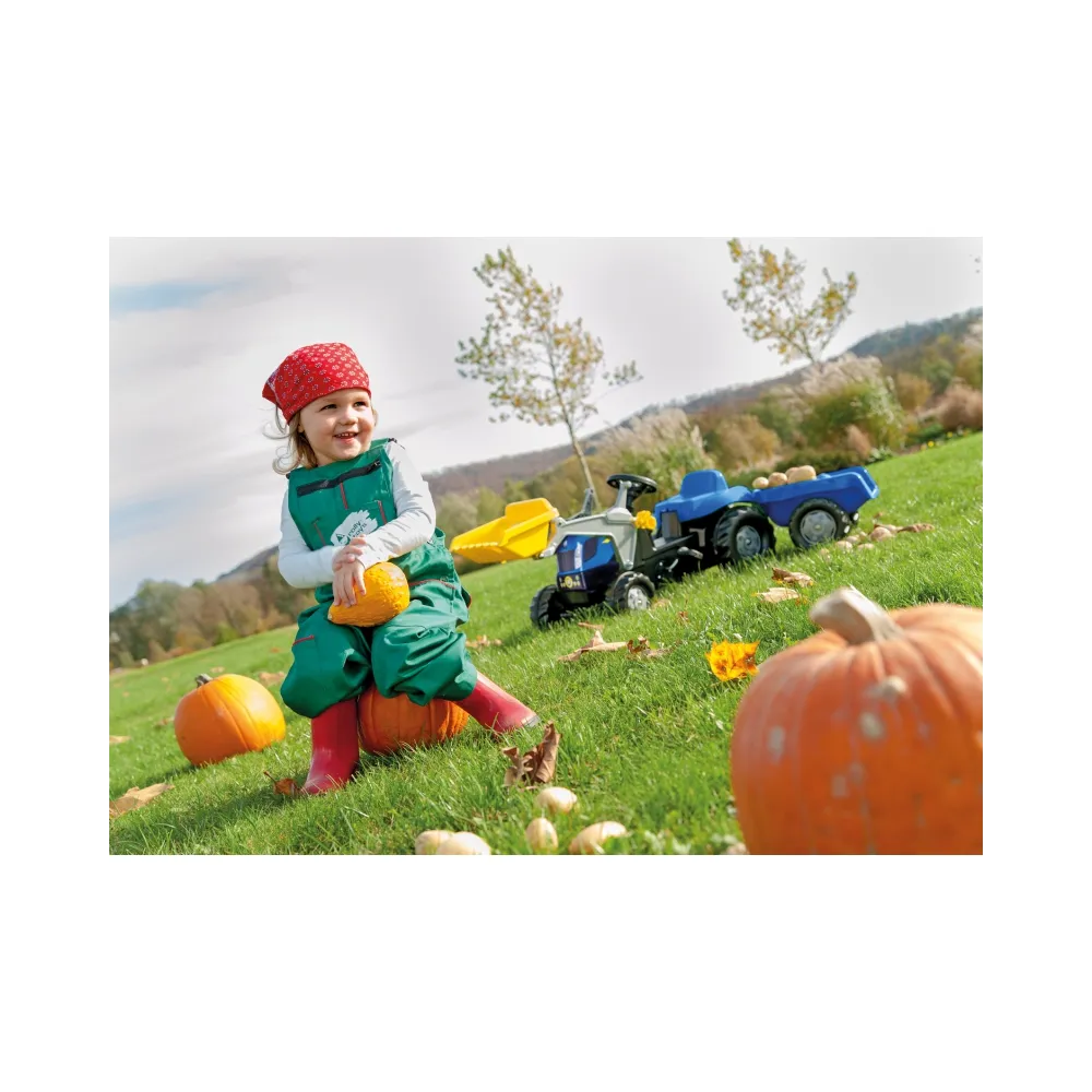 Traktor z przyczepką dla najmłodszych użytkowników