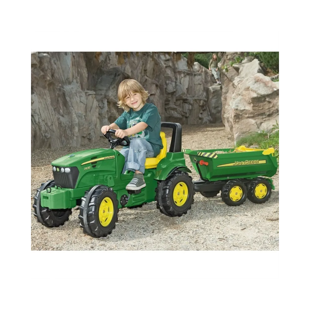 Stabilna przyczepa wywrotka z otwieranymi burtami