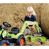 Stylowy traktor CLAAS Arion z łyżką