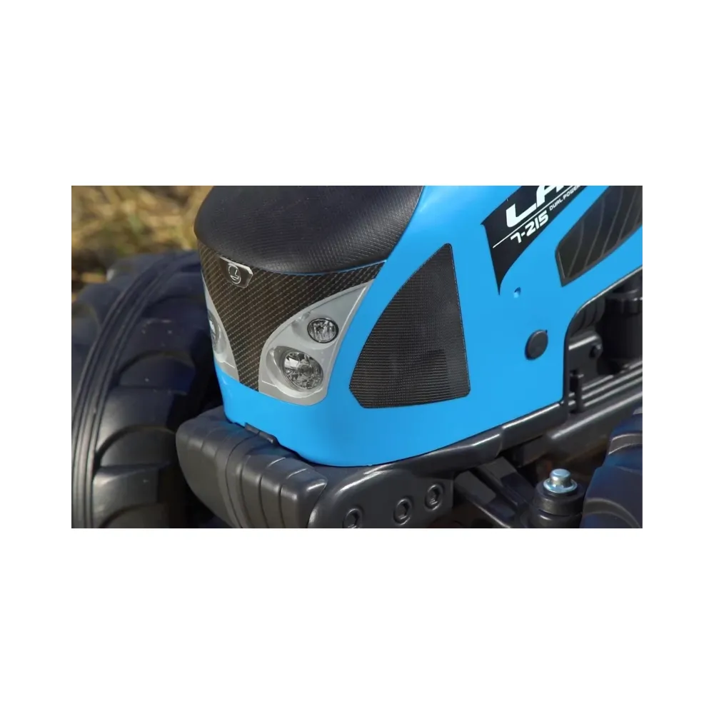 Traktor na pedały z łatwością manewrowania