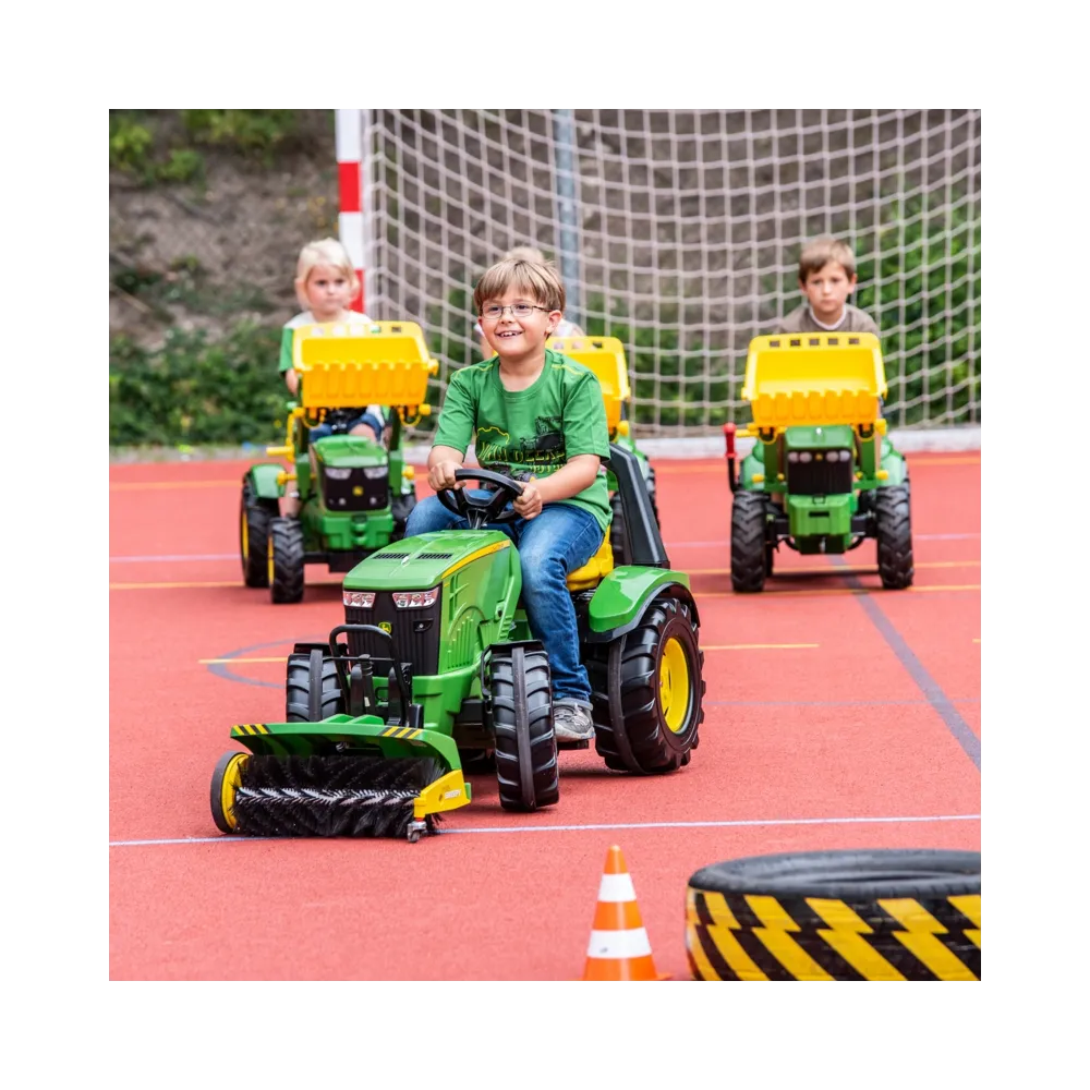Bezpieczny traktor dla dzieci John Deere