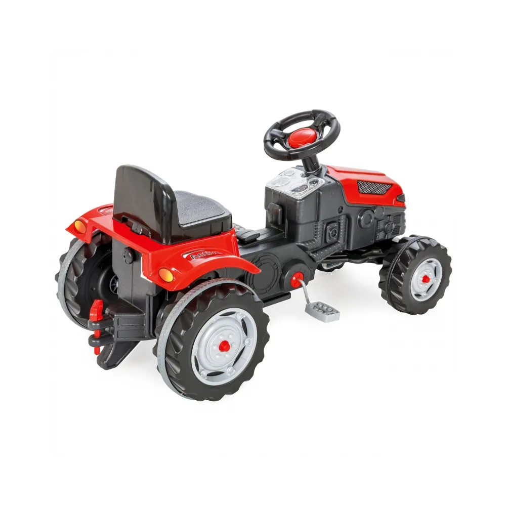 Dziecięcy traktor na pedały z unikalnym systemem sterowania