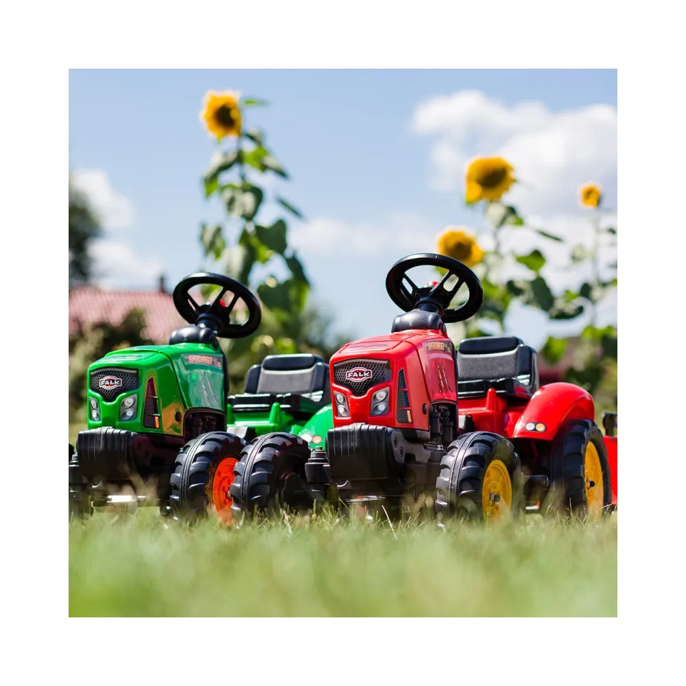 Dziecięcy traktorek FALK z odpinaną przyczepą w kolorze czerwonym