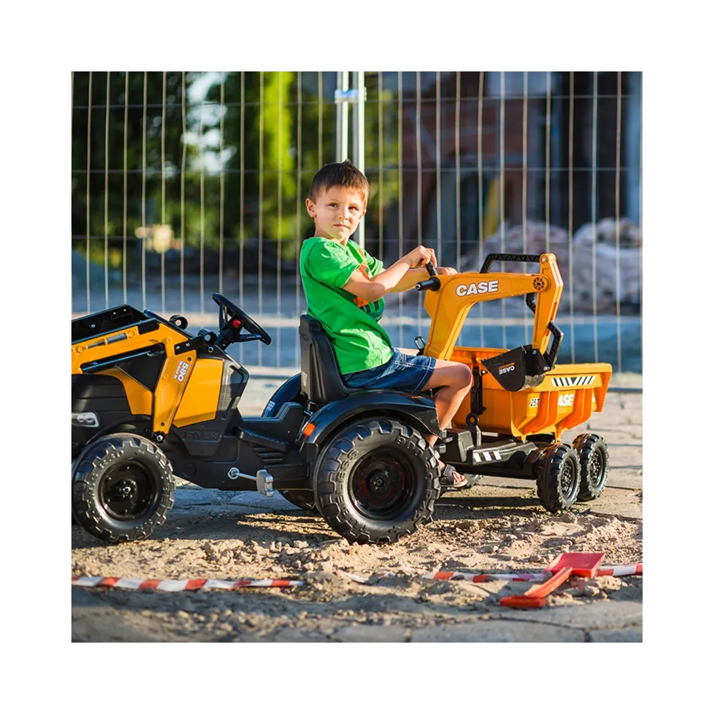 Dziecięcy traktor FALK z wysokiej jakości plastiku