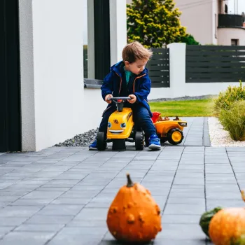 Dziecięcy traktorek FALK z akcesoriami