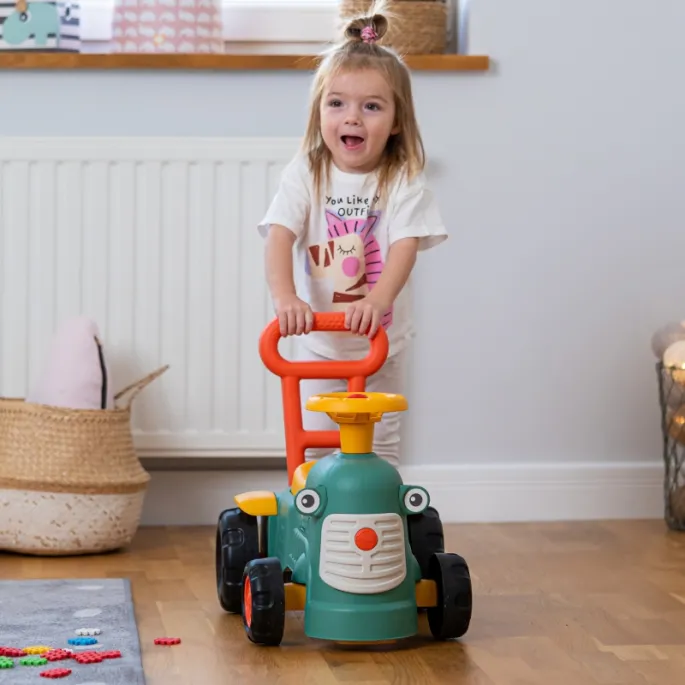 Ergonomiczne oparcie w traktorku FALK Maurice dla większego bezpieczeństwa