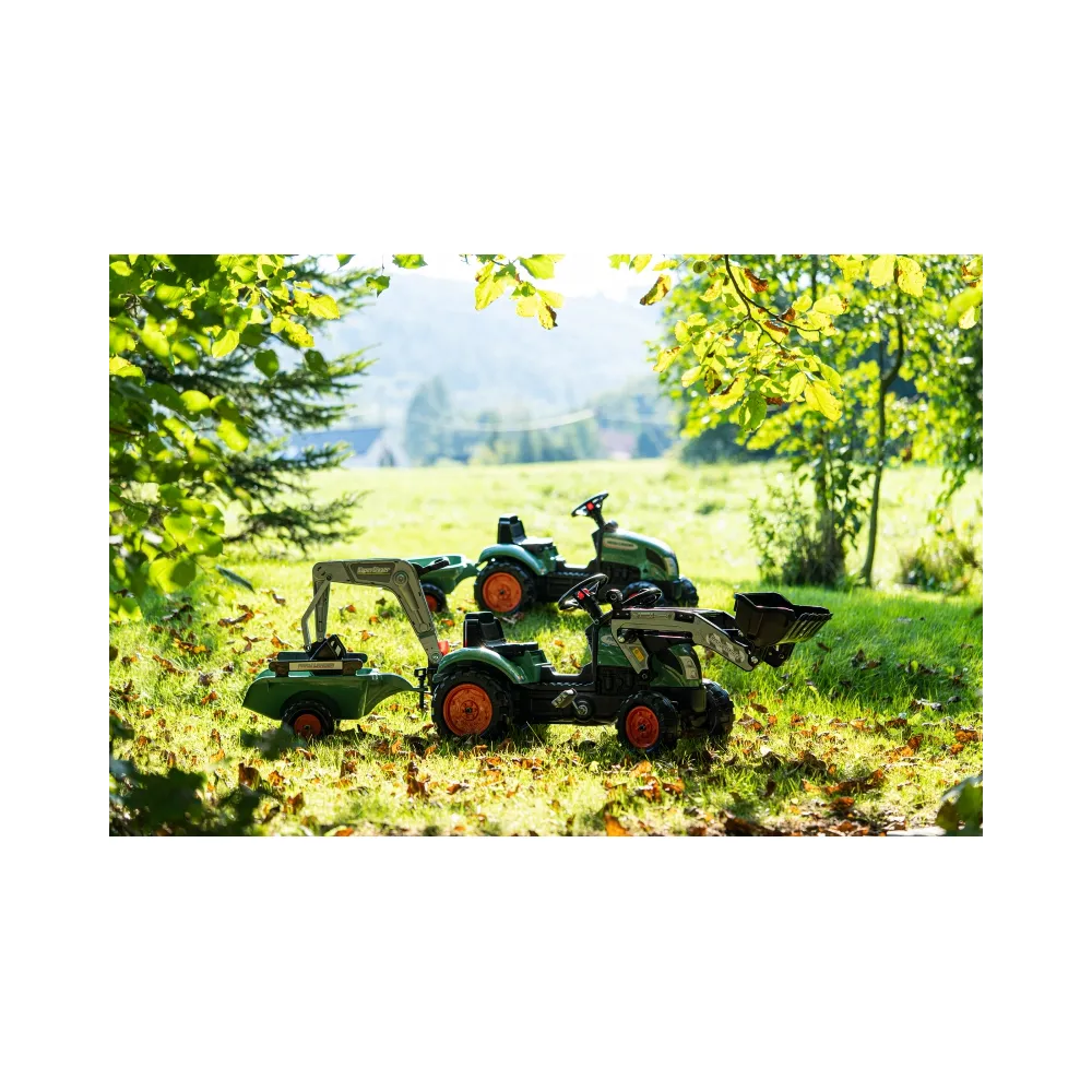 Pojazd na pedały do zabawy na świeżym powietrzu