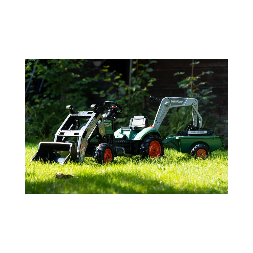 Bezpieczny traktor z klaksonem dla najmłodszych