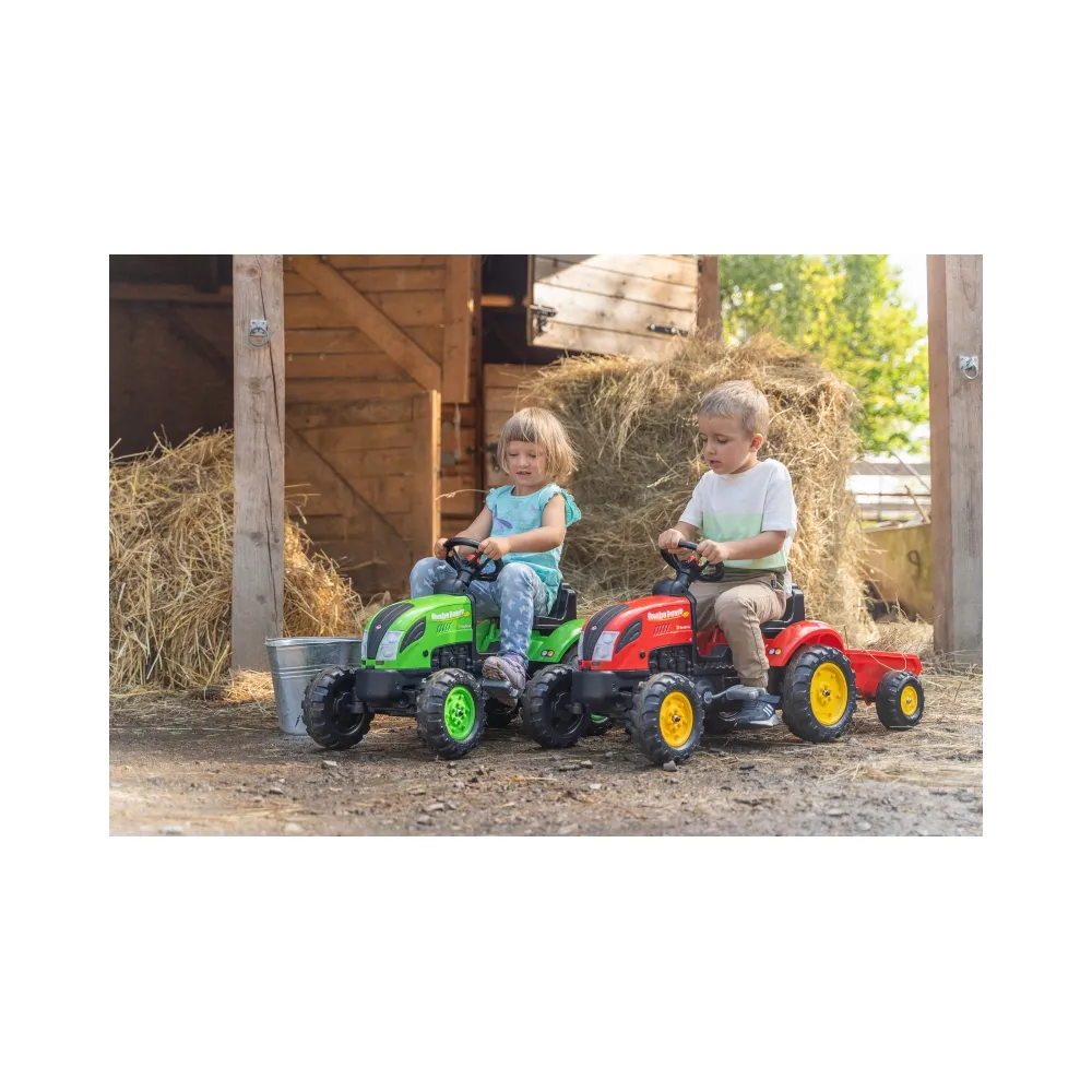 Zielony pojazd z przyczepką dla maluchów