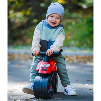 FALK Jeździk Racing z szerokimi kołami - idealny prezent