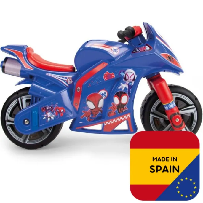 Atrakcyjny design jeździka INJUSA inspirowany Spider-Manem.