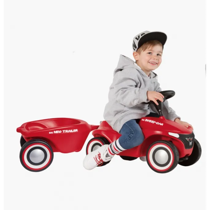 Funkcjonalna przyczepka do jeździka Bobby Car