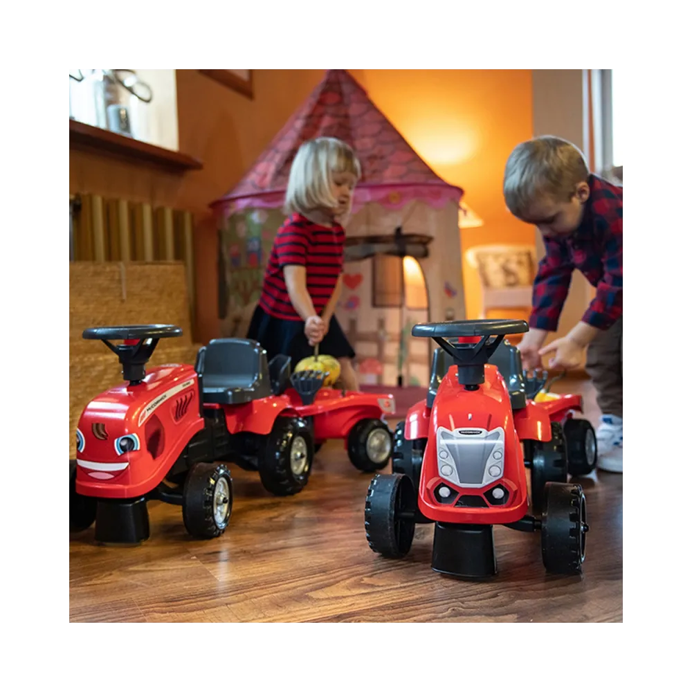 FALK Traktorek Baby Mac Cormick Czerwony z Przyczepką + akc. od 1 roku