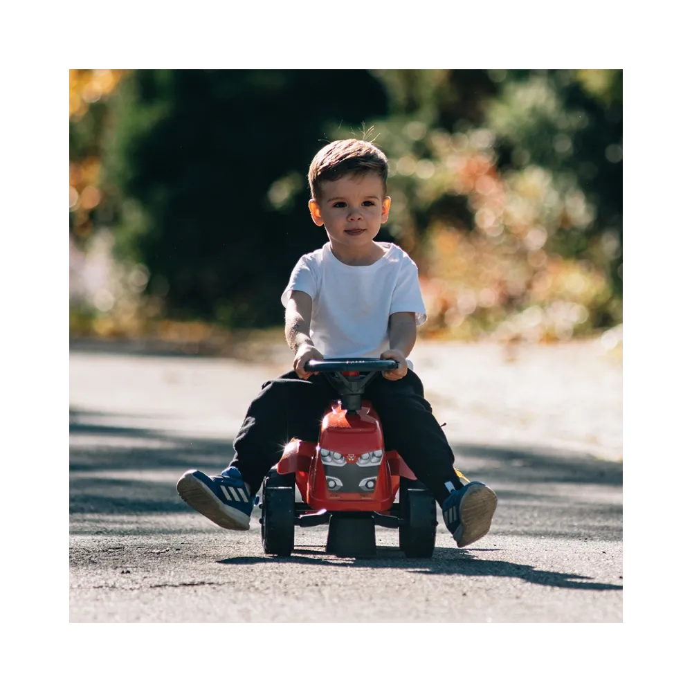 FALK Traktorek Baby Massey Ferguson Czerwony z Przyczepką + akc. Od 1 roku