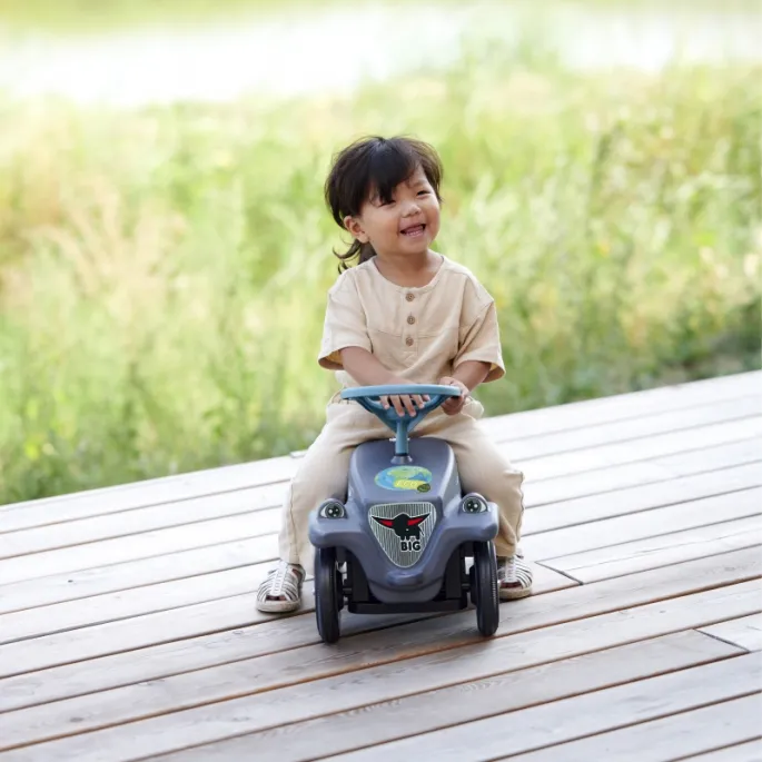 Bezpieczny jeździk na czterech kołach od BIG dla dzieci od 12 miesięcy